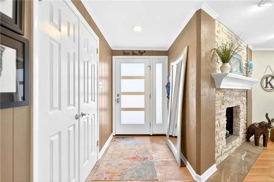 196 Marion Dr, Thompsonville, PA 15317 - #3