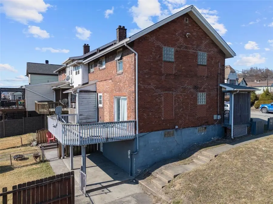 312 Howard Street, East Pittsburgh, PA 15112 - #3