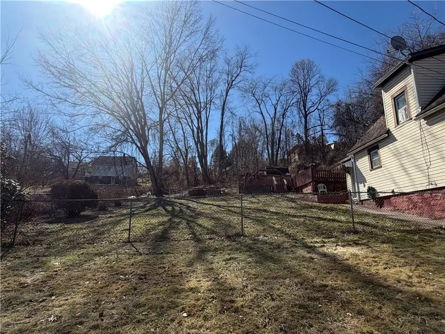 143 Whitestown Rd, Lyndora, PA 16045 - #2