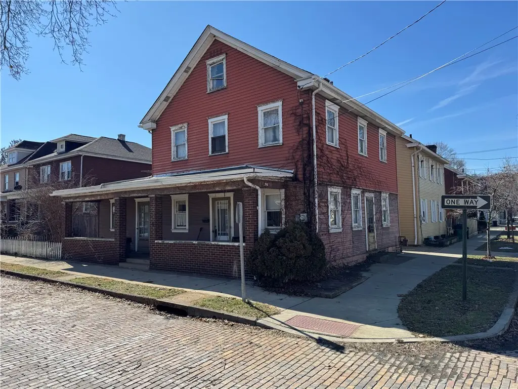 198 12th St, Ambridge, PA 15003 - #1