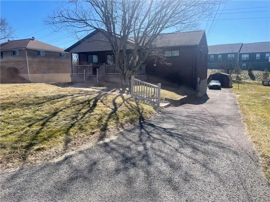 1114 Zenobia Dr, Coraopolis, PA 15108 - #2