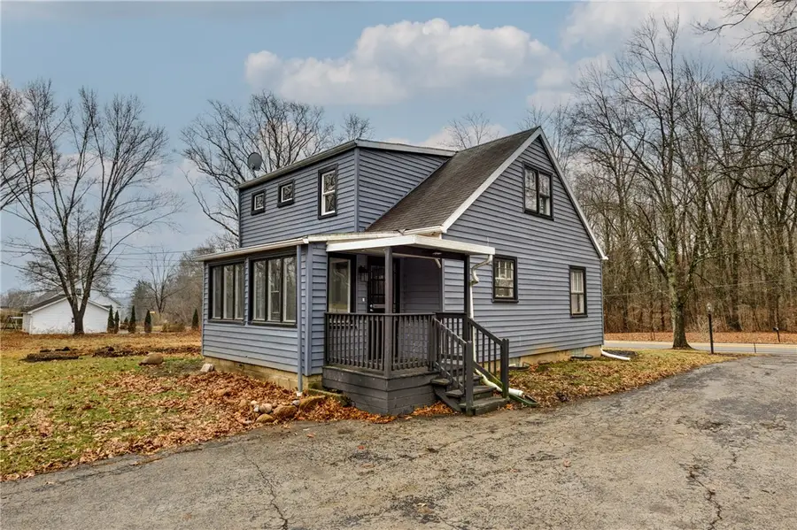 5782 N Edinburg Rd, Edinburg, PA 16116 - #3