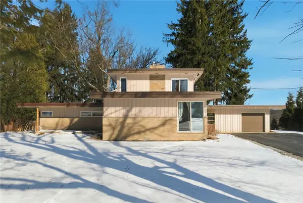 6023 Linwood Dr, Valencia, PA 16059