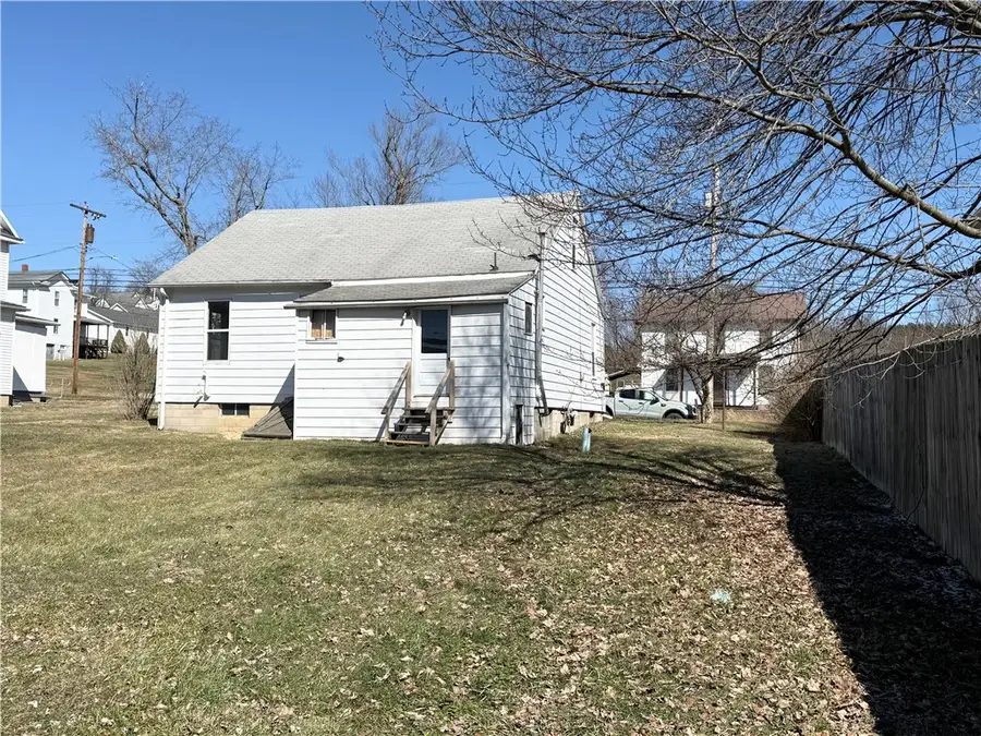 208 E Slippery Rock St, Chicora, PA 16025 - #3