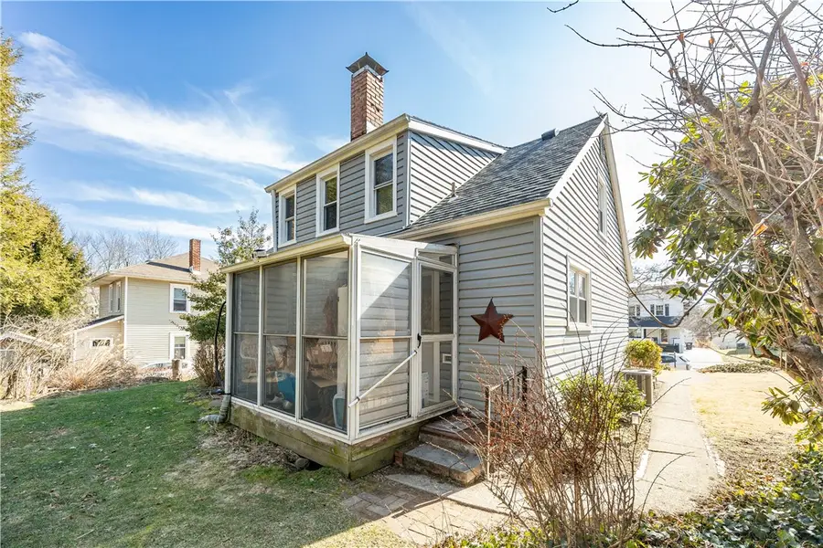 511 E Garfield Ave, New Castle, PA 16105 - #3