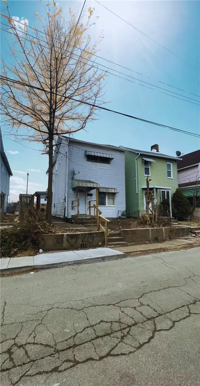 1511 Scott St, McKeesport, PA 15132 - #1