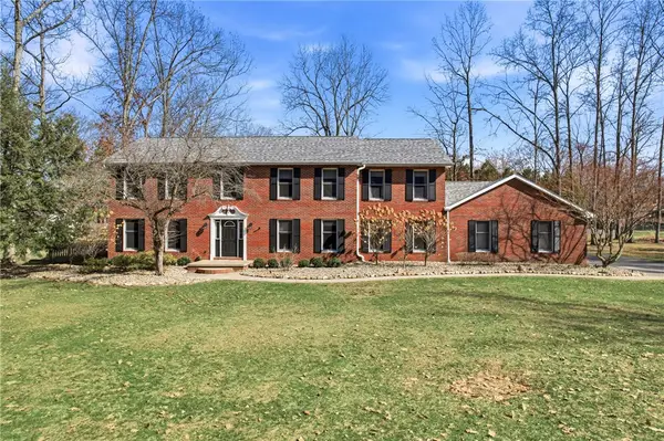 3036 Baywoods Dr, Sharpsville, PA 16150