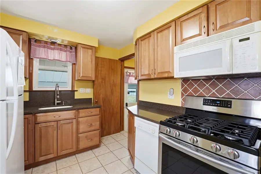 707 Tidball, Grove City, PA 16127 - #3