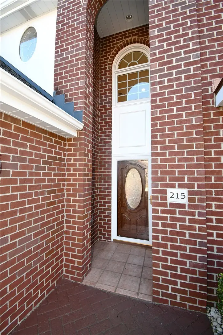 215 Victoria Ln, Peters, PA 15317 - #2