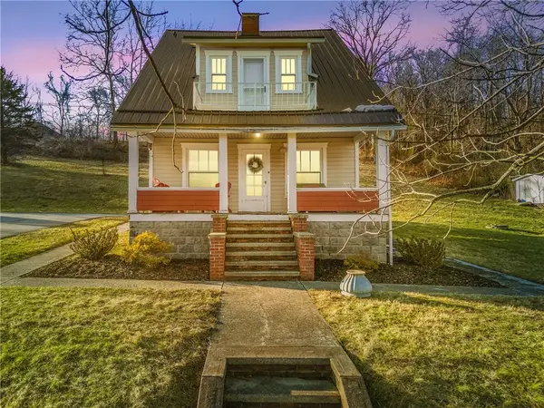 2237 Ridgeview Rd, Mount Pleasant, PA 15666