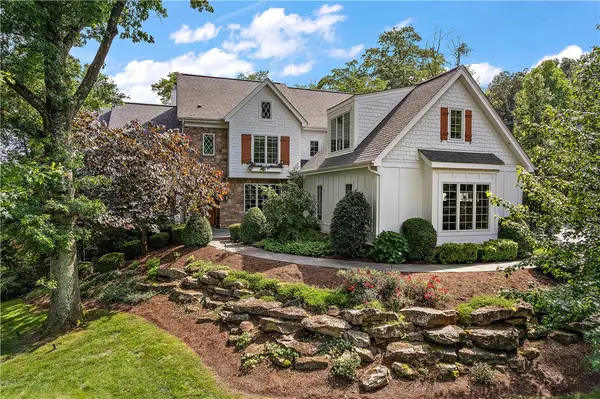 135 Greenwood Road, Pittsburgh, PA 15238