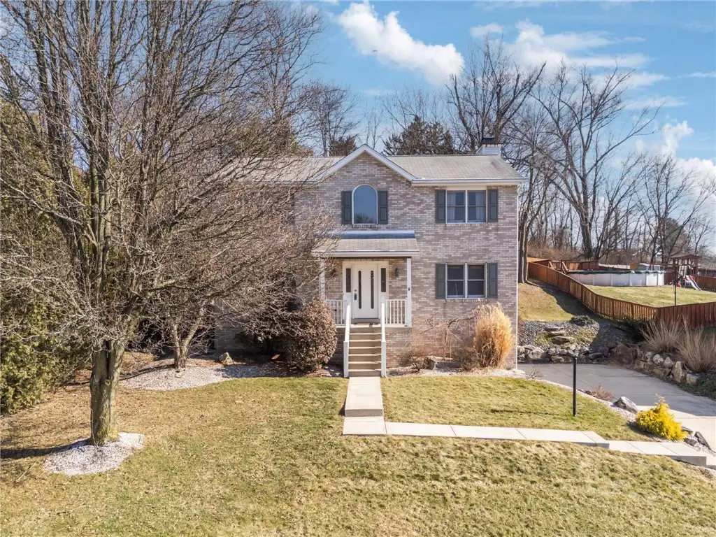 1051 Finchley Rd, Irwin, PA 15642 - #1