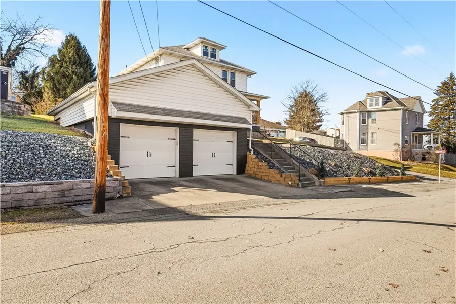 116 Center Ave, Mount Pleasant, PA 15666 - #3