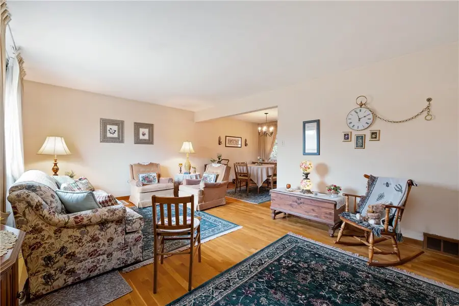 438 Diller Ave, West Mifflin, PA 15122 - #3