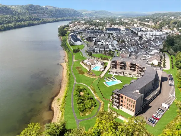 1 1st Street #310, Oakmont, PA 15139