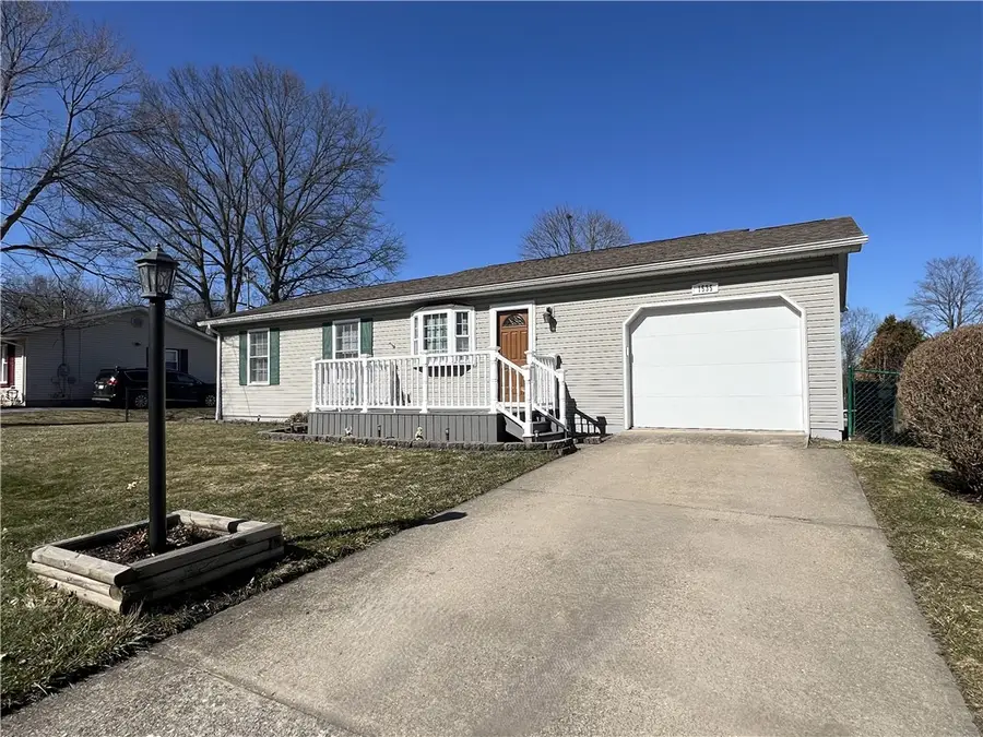 1535 Charles St, Hermitage, PA 16148 - #2