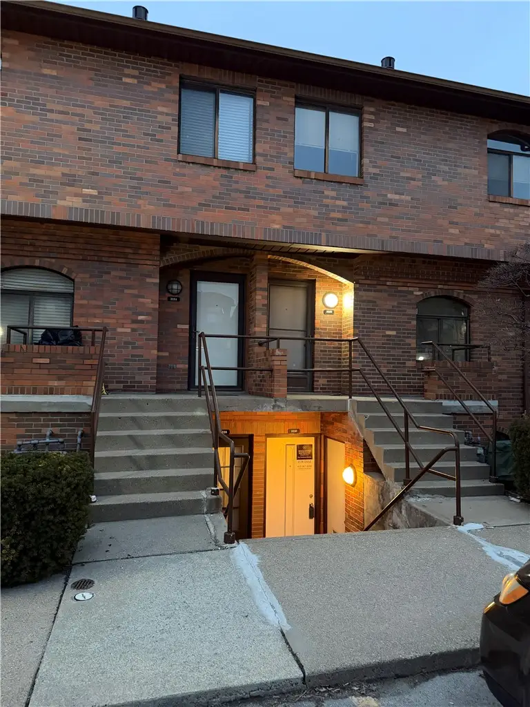 3230 Kennett Sq, Oakland, PA 15213 - #2