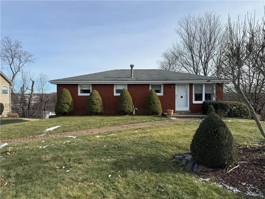 225 Chaucer Drive, Irwin, PA 15642 - #2