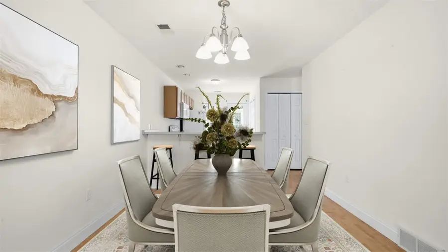 607 Locust St, Coraopolis, PA 15108 - #3