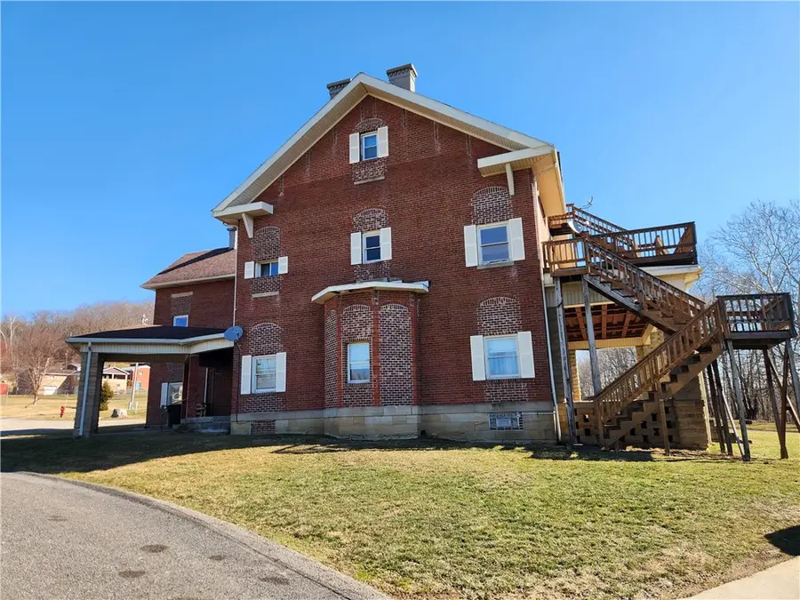 138 Victoria Dr, Waynesburg, PA 15370 - #2