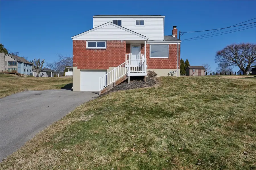 206 Oak Dr, Kittanning, PA 16201 - #2