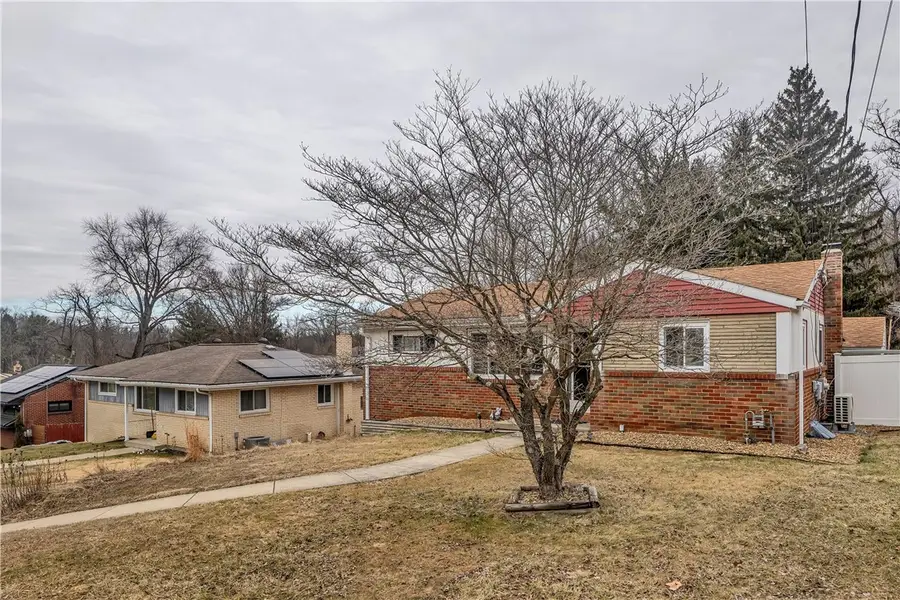 206 Russell Dr, Verona, PA 15147 - #3