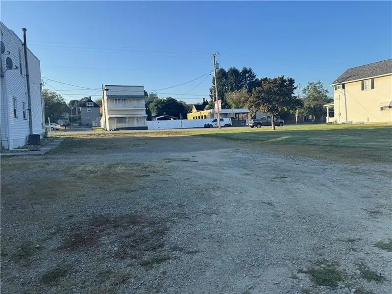 527 Westmoreland Ave, Avonmore, PA 15618 - #2