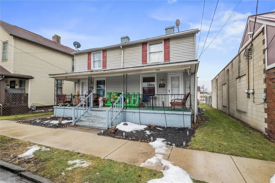 808 S Jefferson St, New Castle, PA 16101 - #2