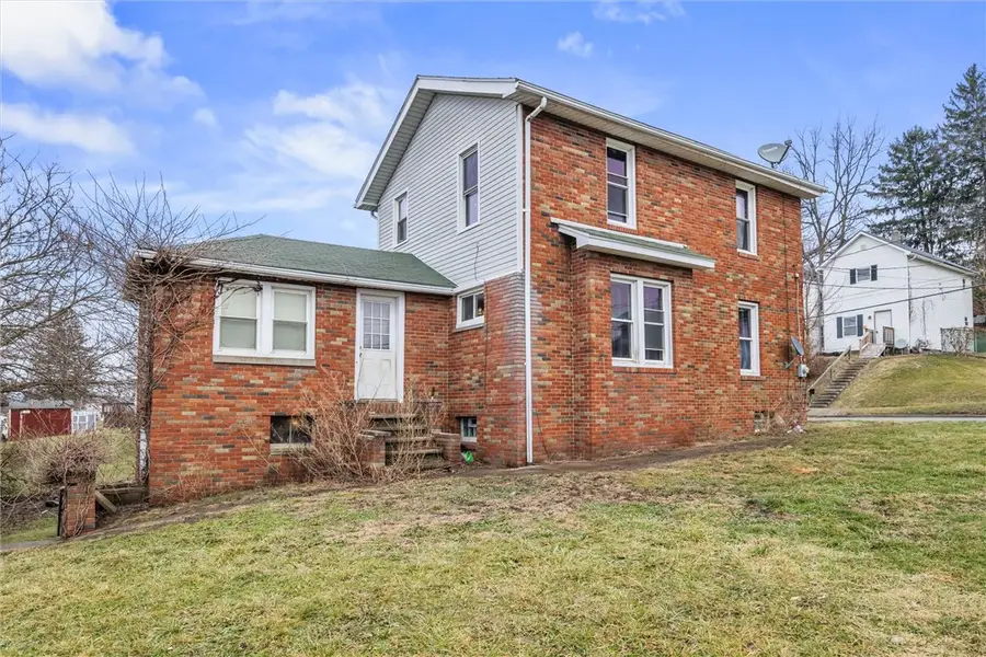 722 Superior St, New Castle, PA 16101 - #3