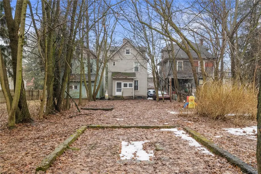 410 N Beaver St, New Castle, PA 16101 - #2