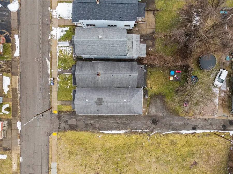 304 E Home St, New Castle, PA 16101 - #3