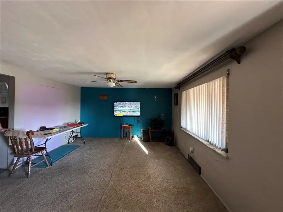 1104 Cherry St, Latrobe, PA 15650 - #3