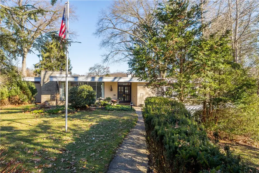 3113 Hillcrest Rd, Bethel Park, PA 15102 - #2