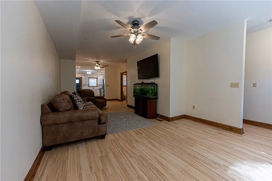 4737 Lorigan St, Bloomfield, PA 15224 - #2