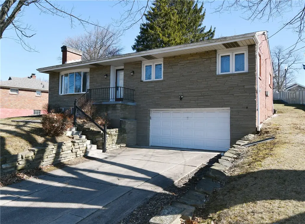 52 Bellview Cir, McKees Rocks, PA 15136 - #1