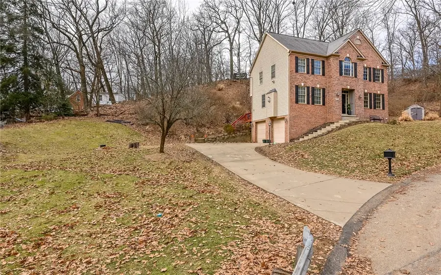 131 Glen Ln, Pittsburgh, PA 15237 - #2