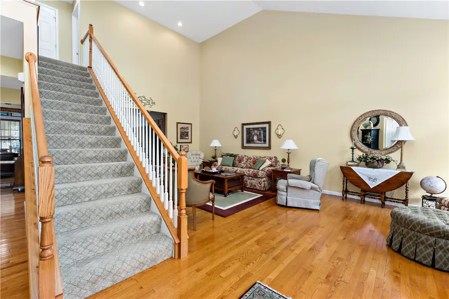 5001 Jackson Dr, Clairton, PA 15025 - #3