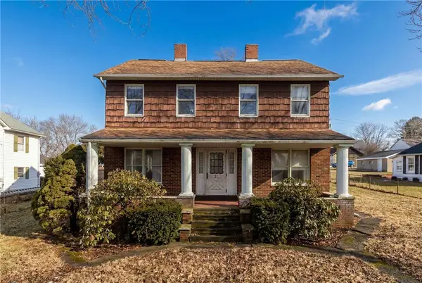 87 United Rd, Mount Pleasant, PA 15666