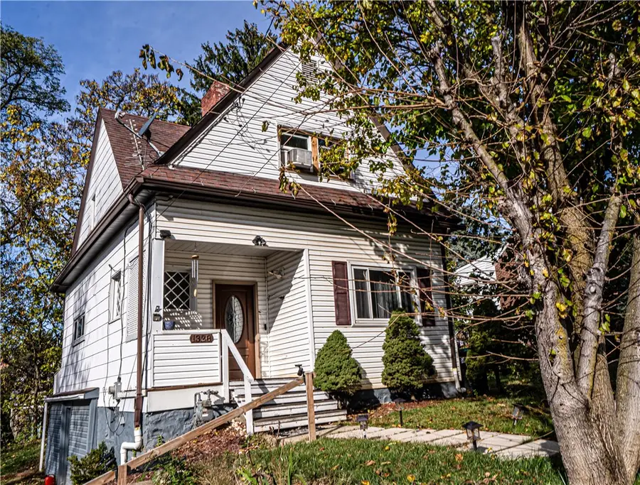 1328 Lettie Hill St, Beechview, PA 15216 - #2