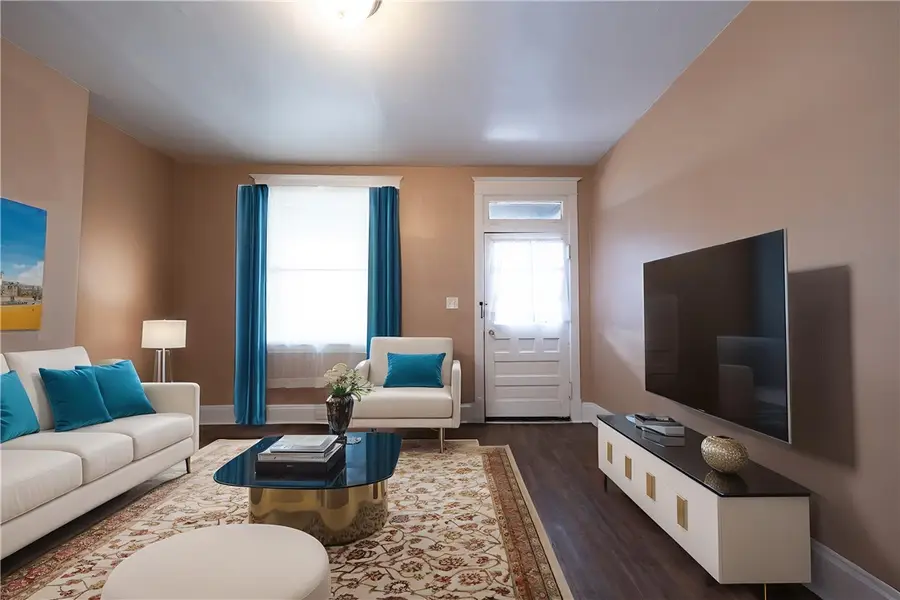 305-307-309 Natchez Street, Mount Washington, PA 15211 - #2