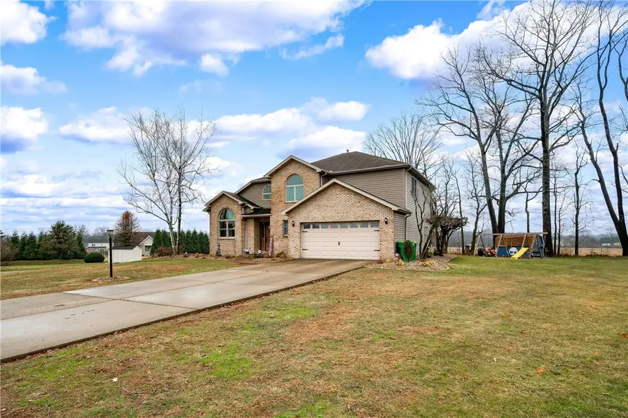 119 Deer Run Dr, Butler, PA 16001 - #2