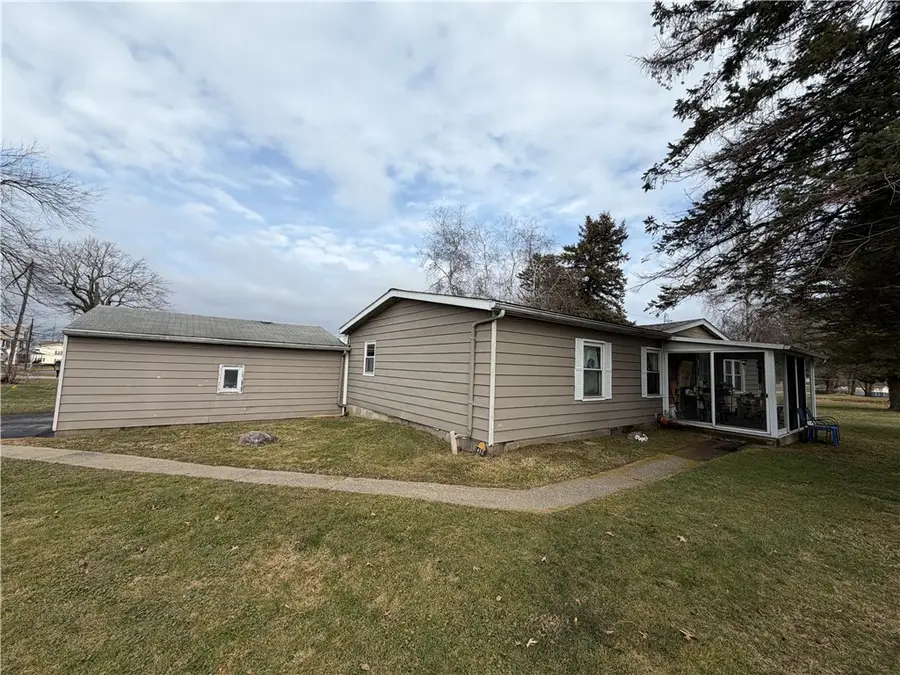 451 Delaware Road, Fredonia, PA 16124 - #3