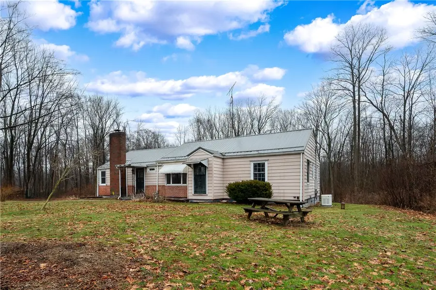 114 Hall Rd, Mercer, PA 16137 - #2