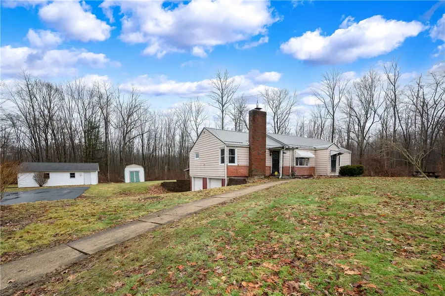 114 Hall Rd, Mercer, PA 16137 - #3