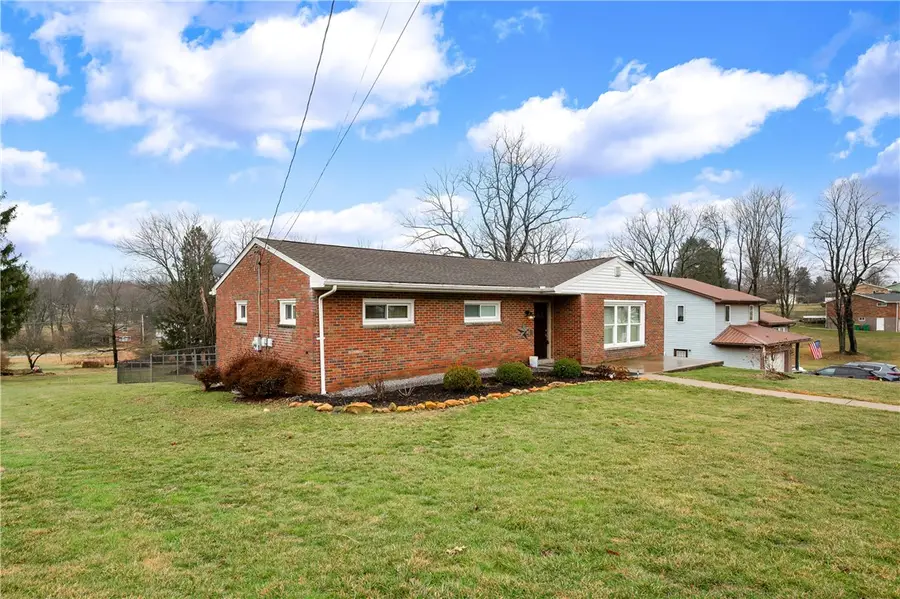 126 Lawrence Ave, Butler, PA 16001 - #2