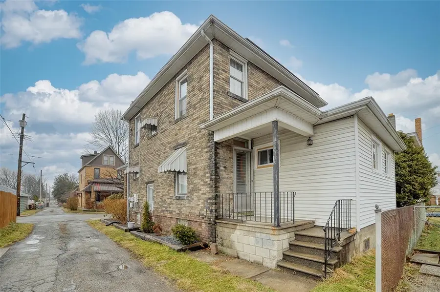 719 35th Street, Beaver Falls, PA 15010 - #3
