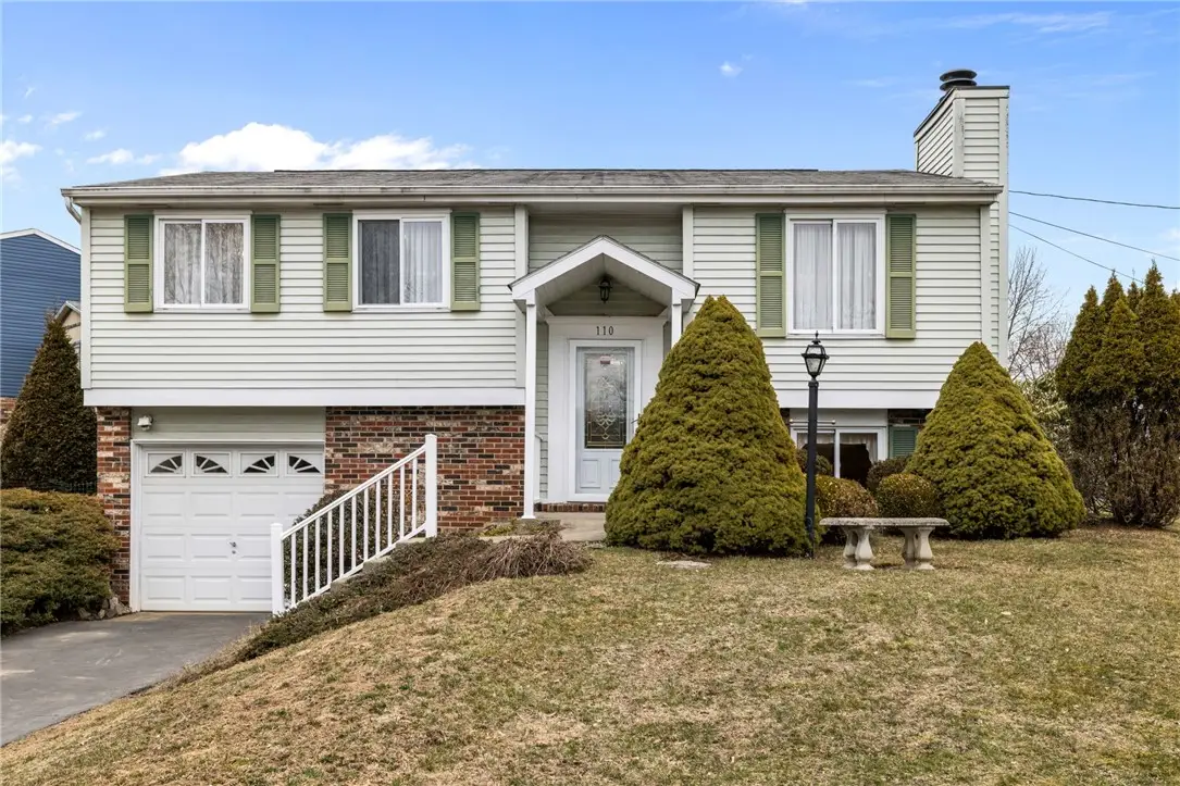 110 Lager Dr, Gibsonia, PA 15044 - #1