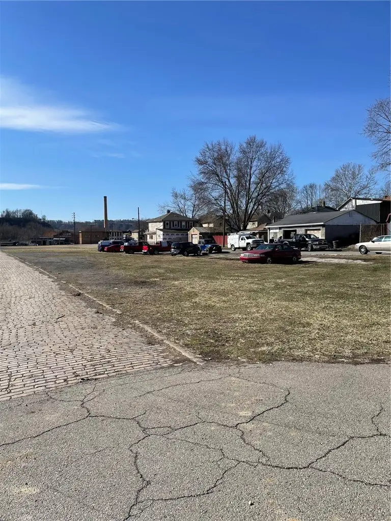 11th Street & 1st Avenue, Beaver Falls, PA 15010 - #2