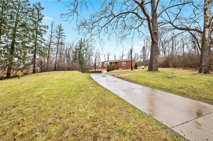 134 Baldwin Rd, Carnegie, PA 15106 - #2