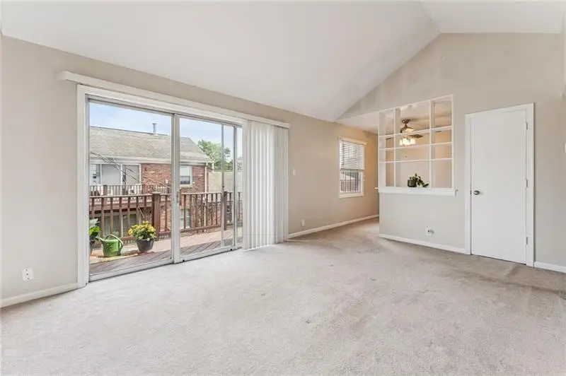 126 Jamestown #F, Pittsburgh, PA 15216 - #3